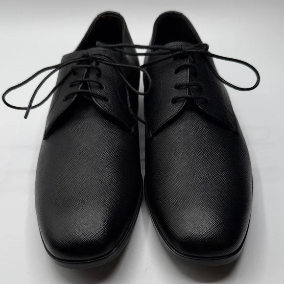 Prada Men's Black Textured Leather Plain Toe Derby Shoes Size 7 - Picture 1 of 10